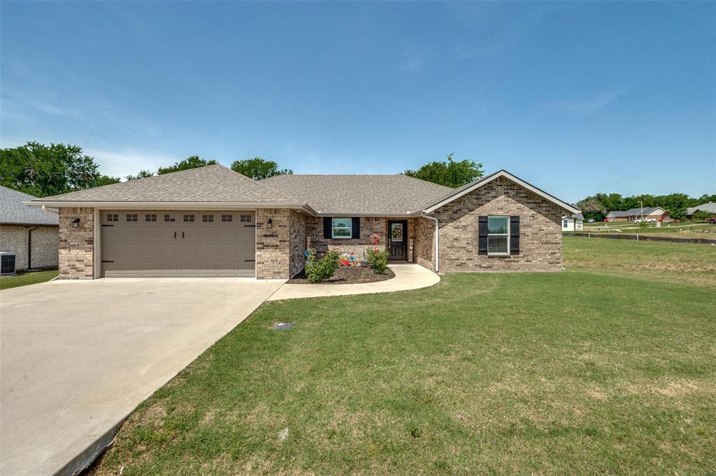 211 Hilltop Circle Property Photo