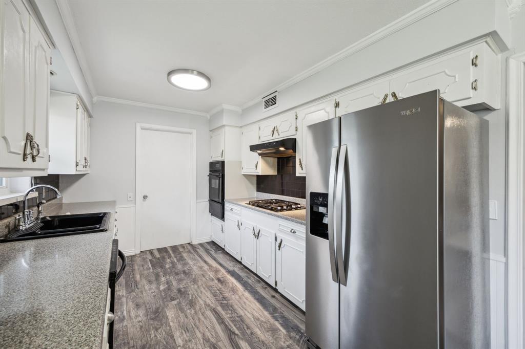 519 E Polk Street Property Photo 11