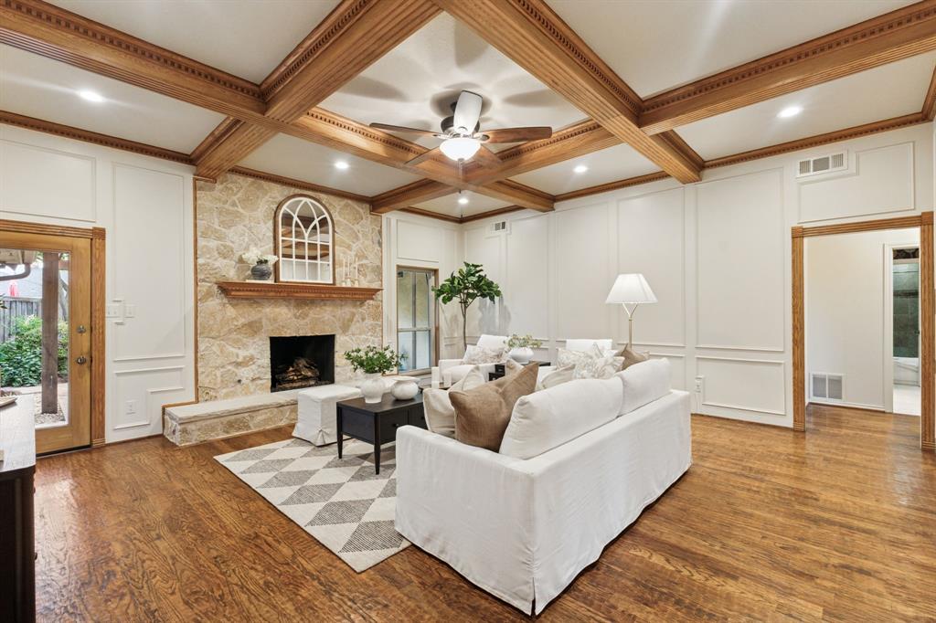 1141 Yorkshire Drive Property Photo