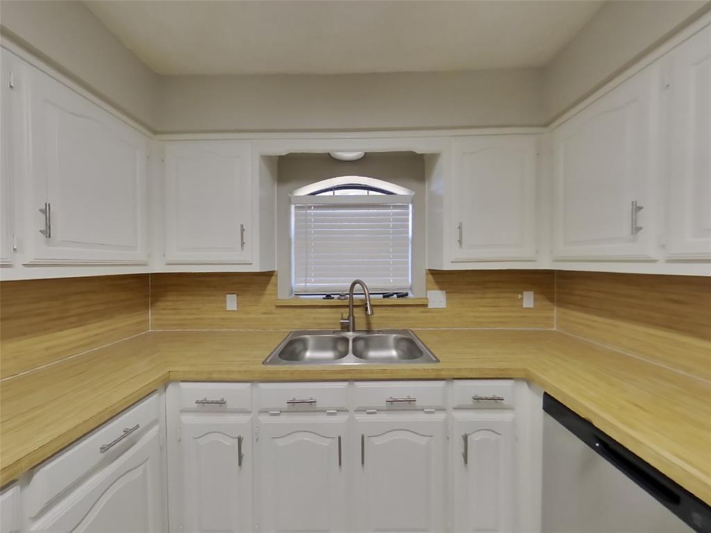 Address Unavailable Property Photo 7