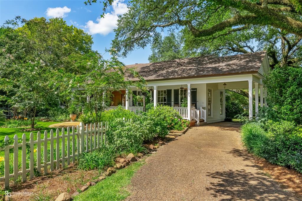 3530 Old Mooringsport Road Property Photo 2