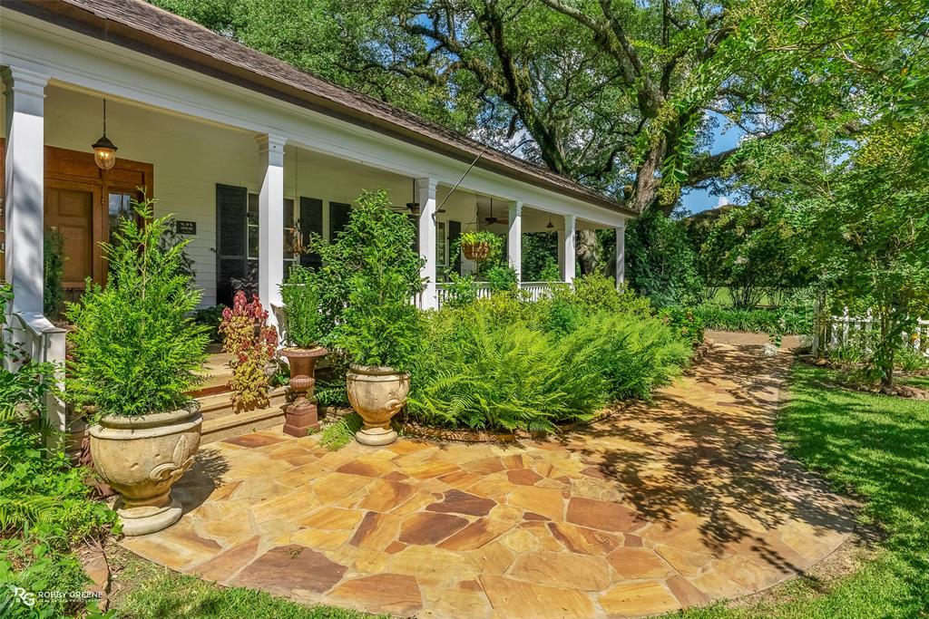 3530 Old Mooringsport Road Property Photo 3