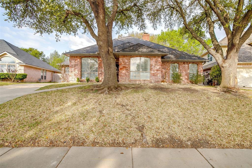 10264 Fieldcrest Drive Property Photo 1
