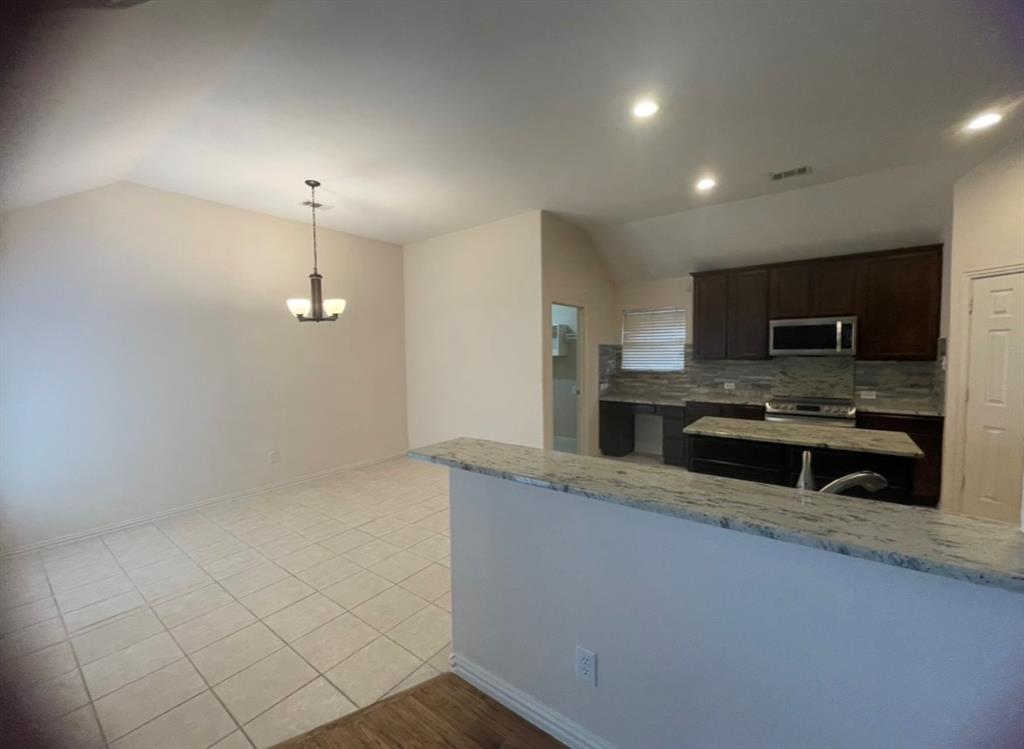 5929 Legend Lane Property Photo 7
