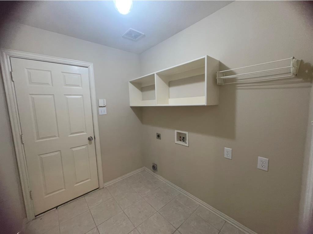 5929 Legend Lane Property Photo 12