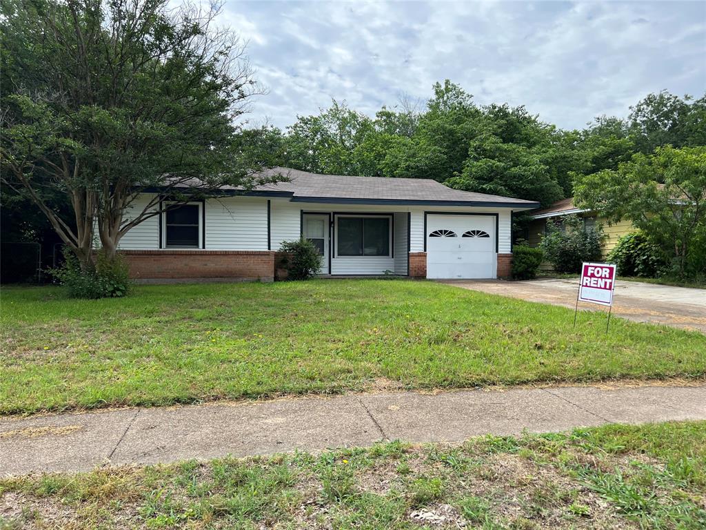 907 Ellis Street Property Photo
