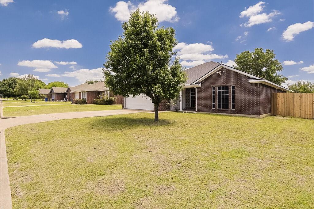 307 Apache Trail Property Photo