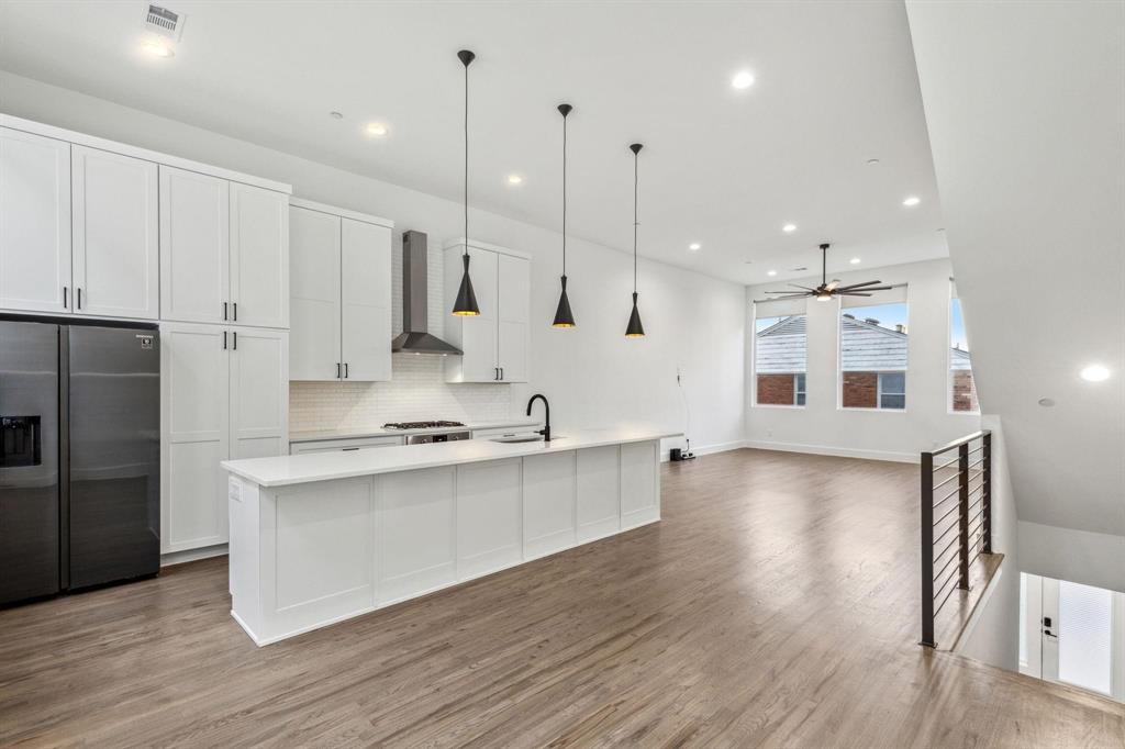 2912 Raleigh Street Property Photo