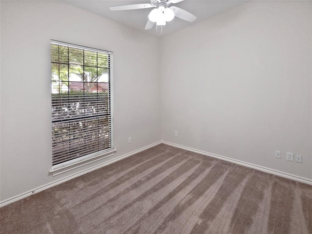 1910 Hillcroft Drive Property Photo 13