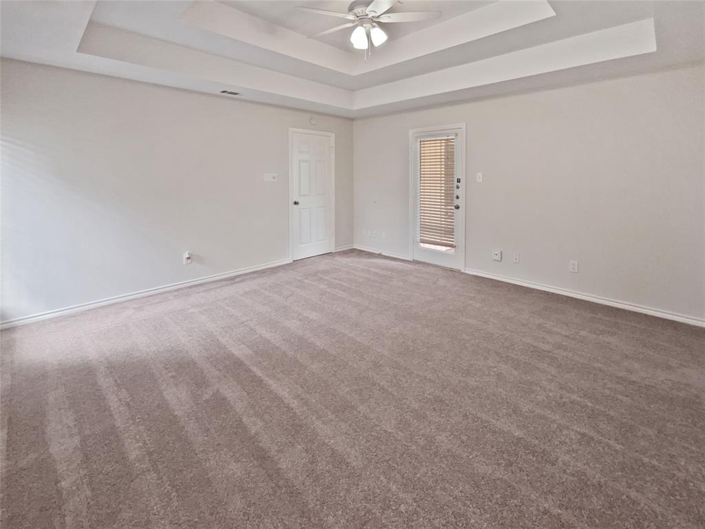 1910 Hillcroft Drive Property Photo 19