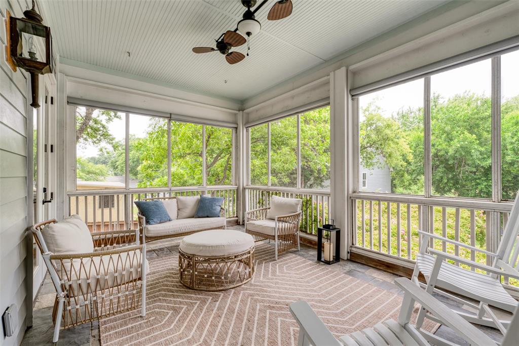 812 Baker Street Property Photo 12