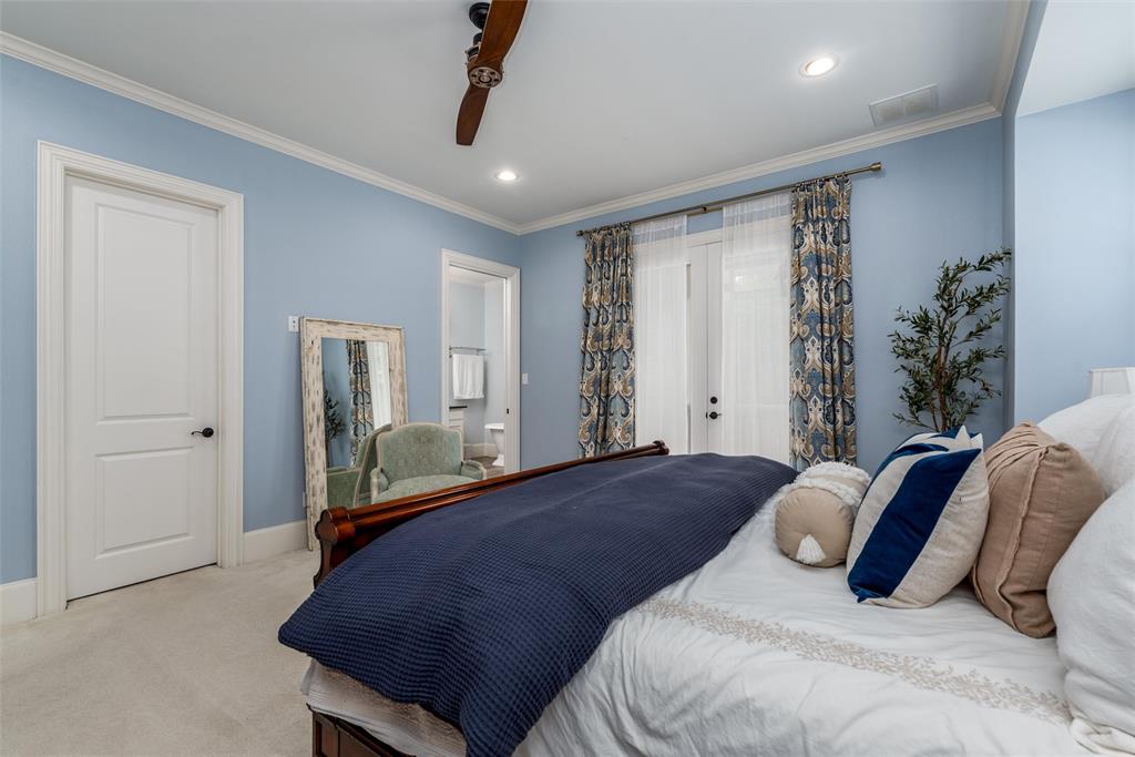 812 Baker Street Property Photo 15