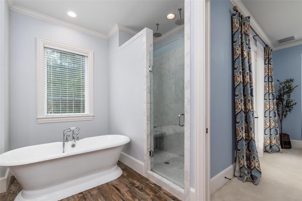 812 Baker Street Property Photo 17