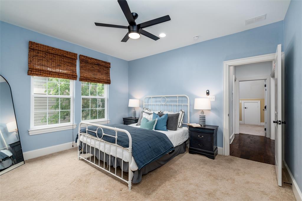 812 Baker Street Property Photo 20