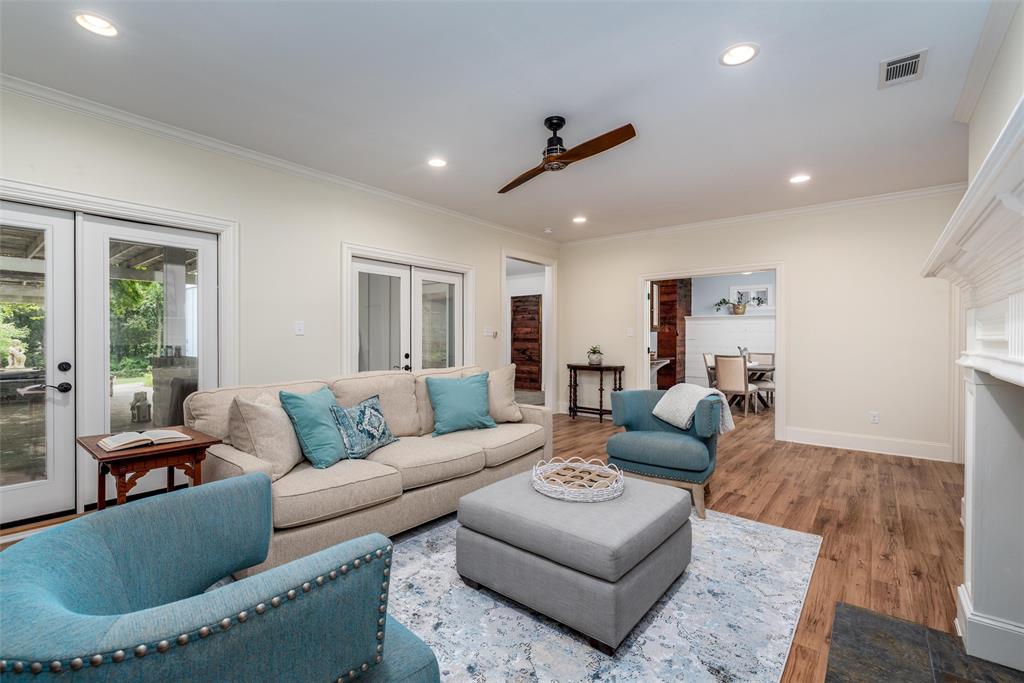 812 Baker Street Property Photo 25