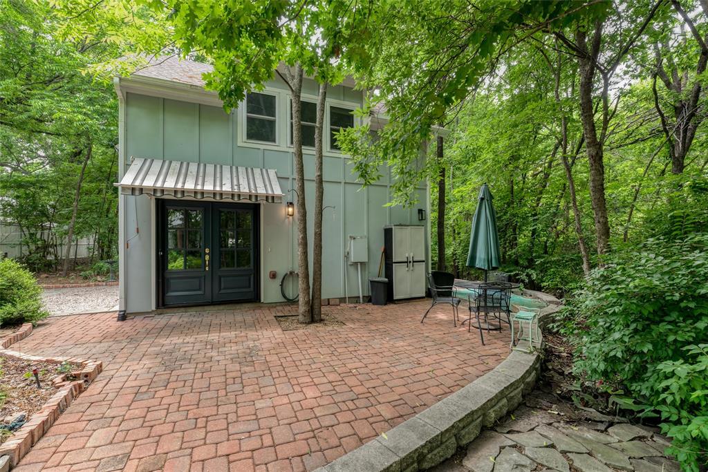 812 Baker Street Property Photo 31