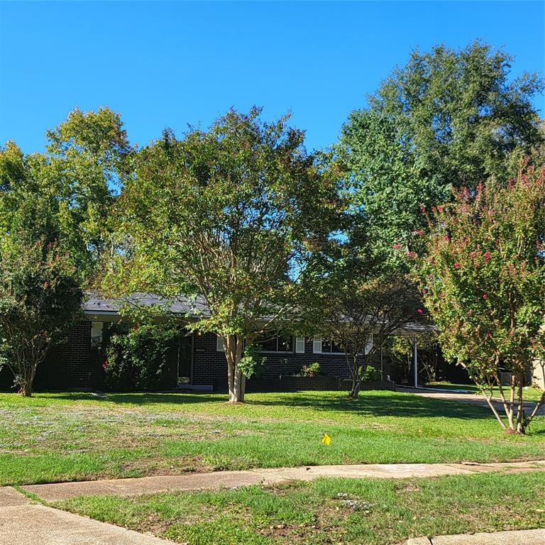 1609 Donald Drive Property Photo 1