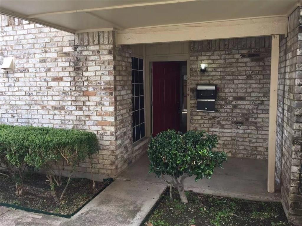 2314 Village North Drive Property Photo