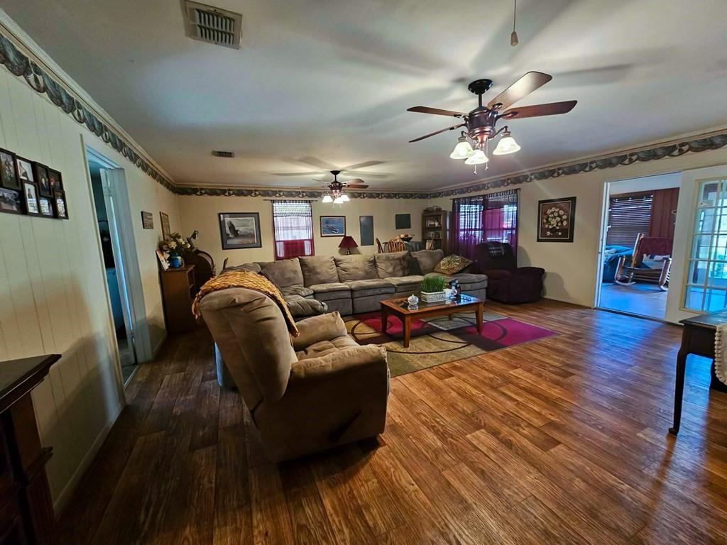 517 An County Road 147 Property Photo 4