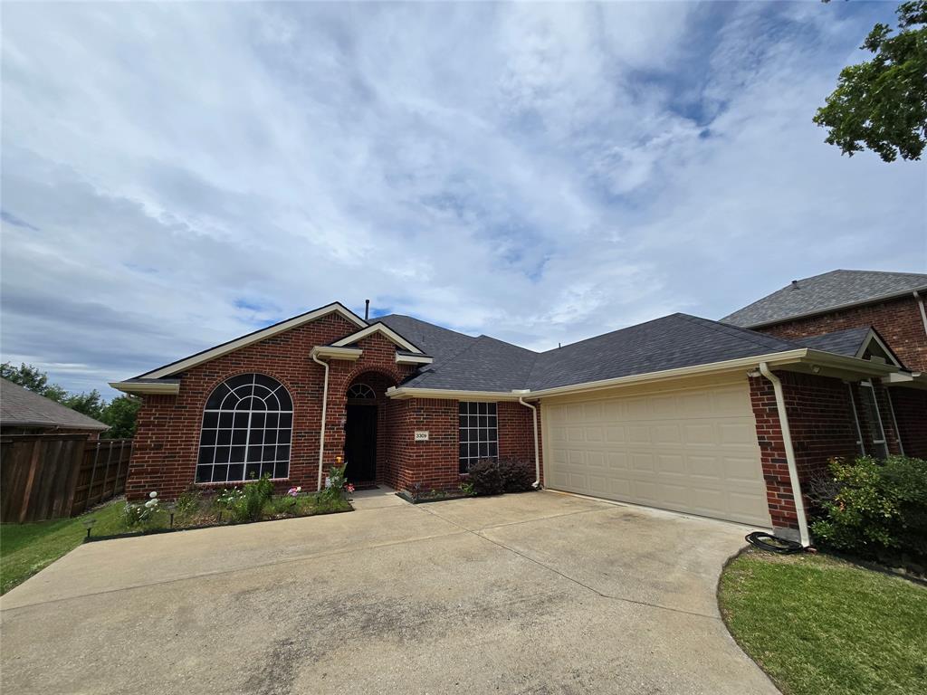 3309 Duchess Way Property Photo 1