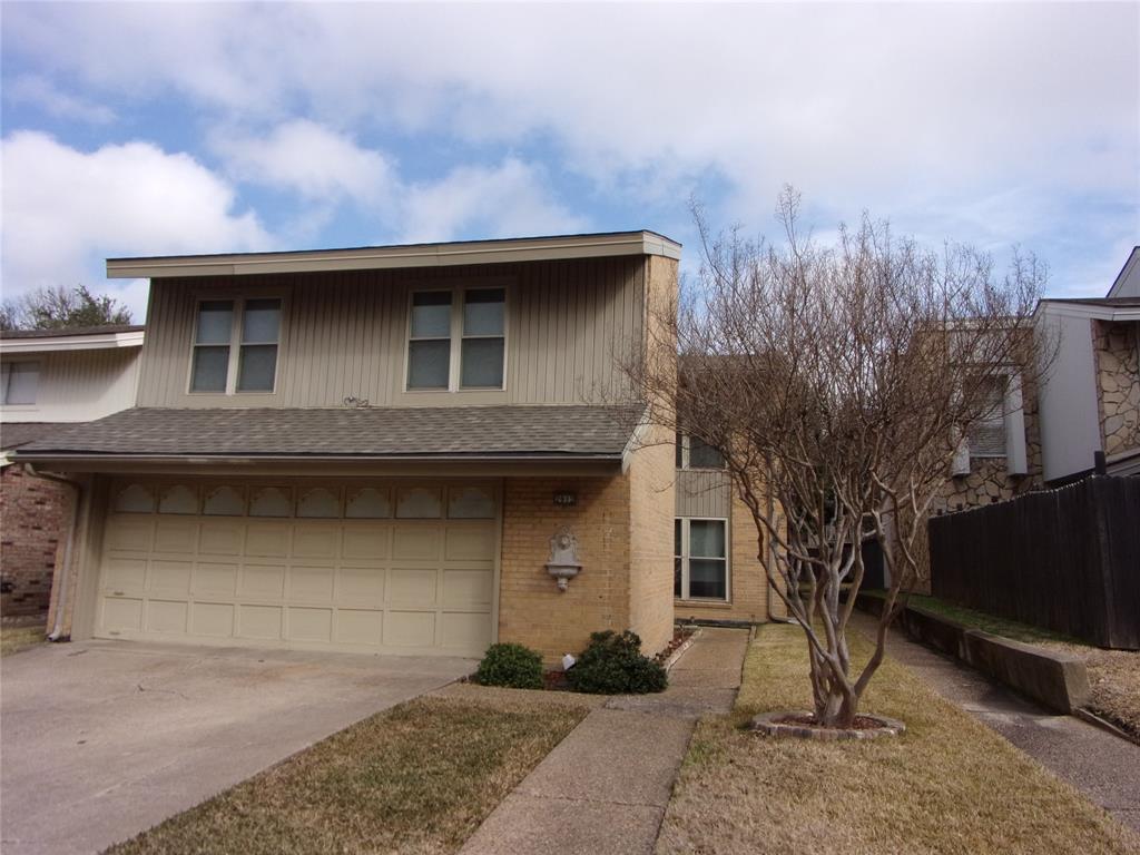 2912 Country Place Circle Property Photo