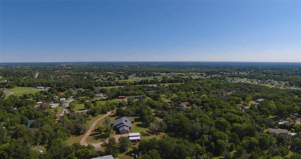 101 Oak Country Property Photo