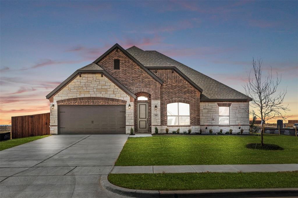 910 Golden Meadow Property Photo 1