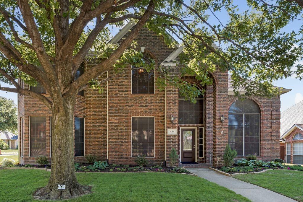 4201 Arbor Lane Property Photo