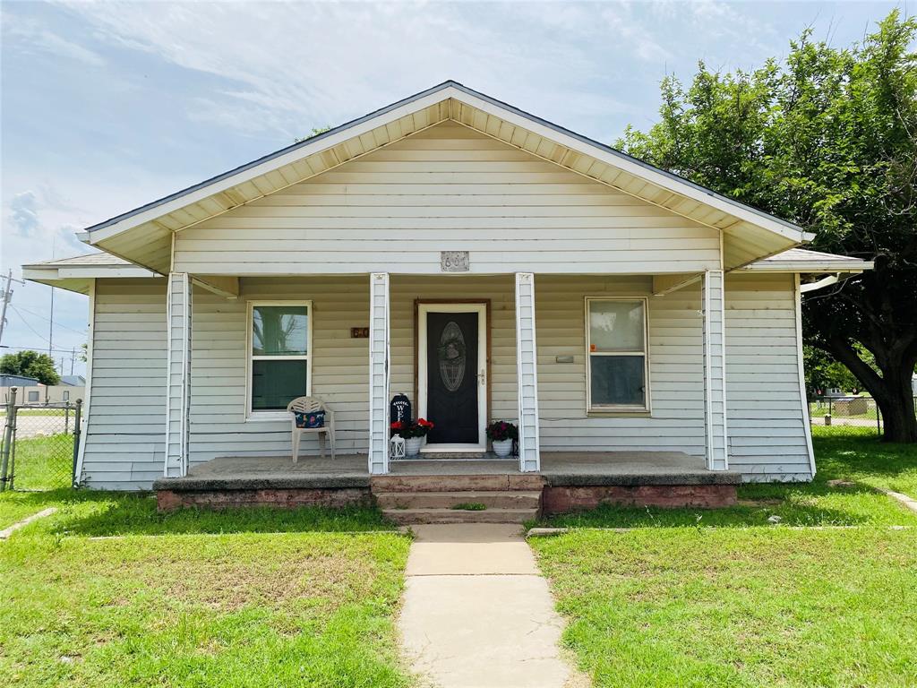 607 N 1st Property Photo