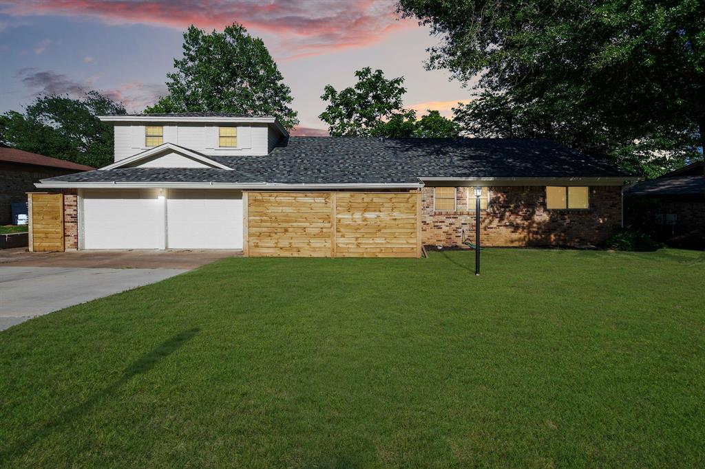 912 Gregory Avenue Property Photo 1