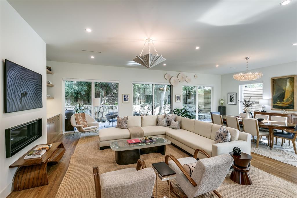 4416 Abbott Property Photo