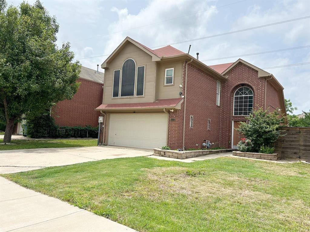 2114 Montclair Lane Property Photo