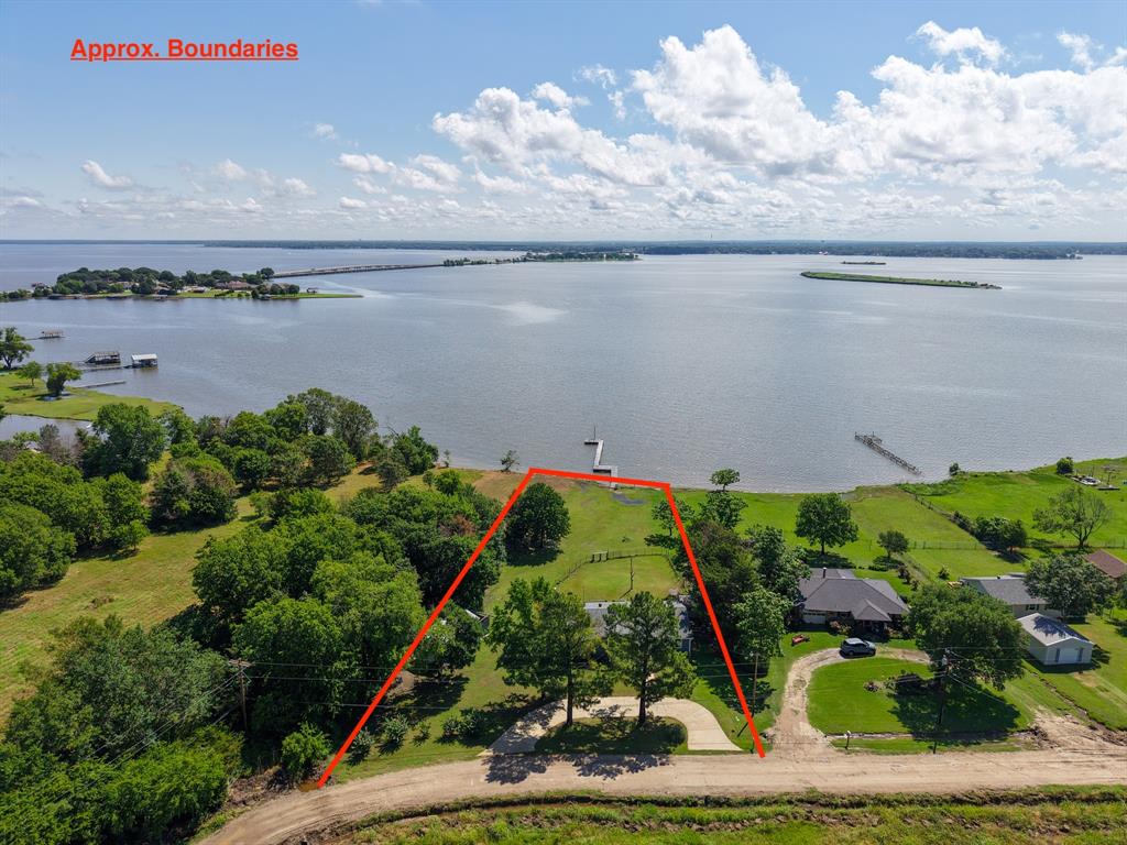 400 Causeway View Property Photo 1