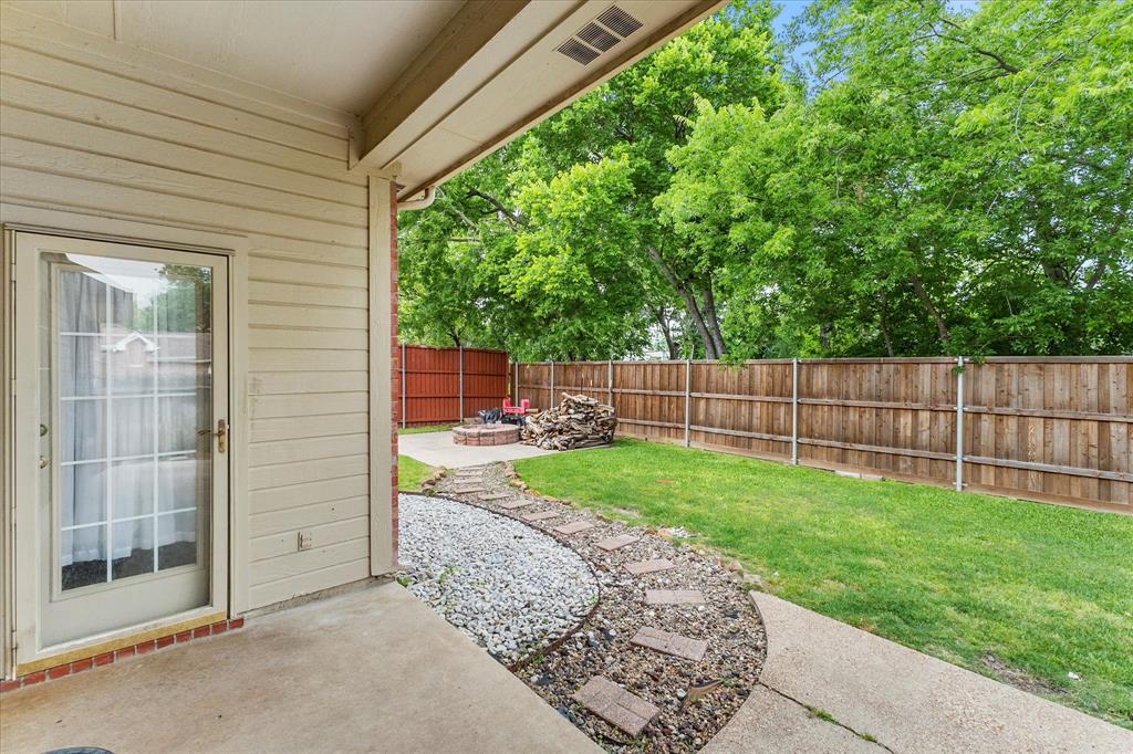 110 Stanford Property Photo 24