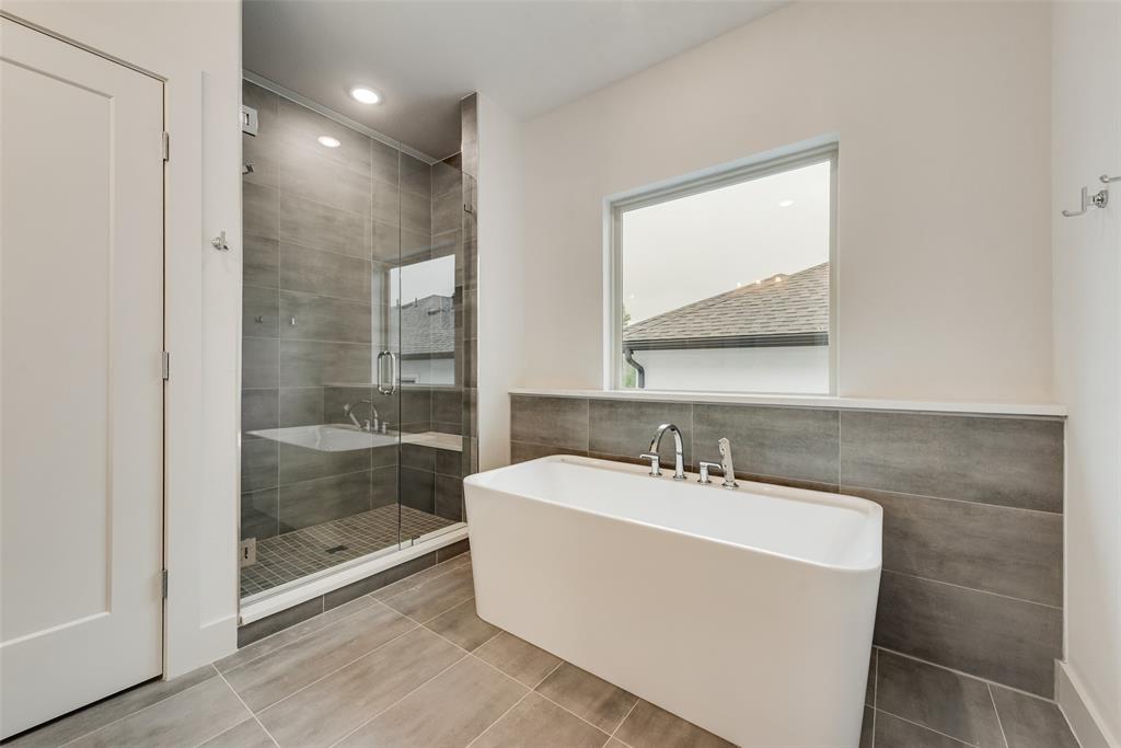 444 Waters Edge Drive 721 Property Photo 18