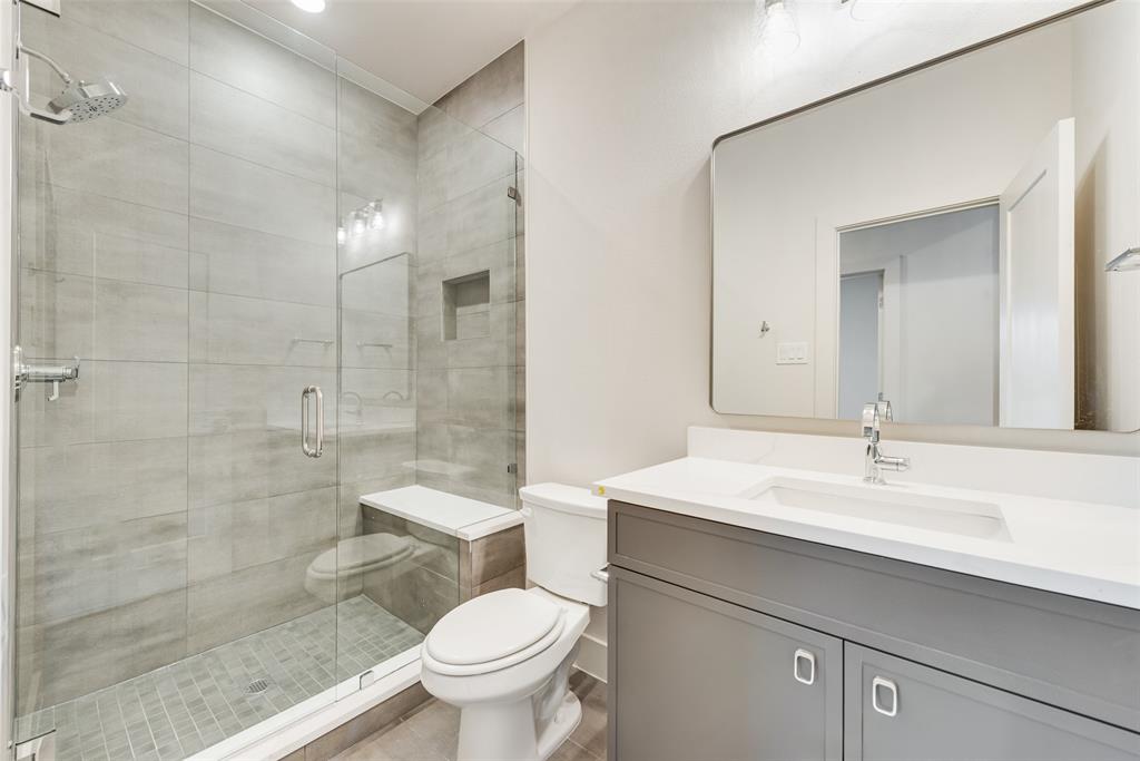 444 Waters Edge Drive 721 Property Photo 20