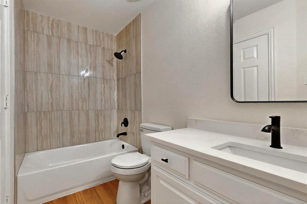140 Collin Court Property Photo 19