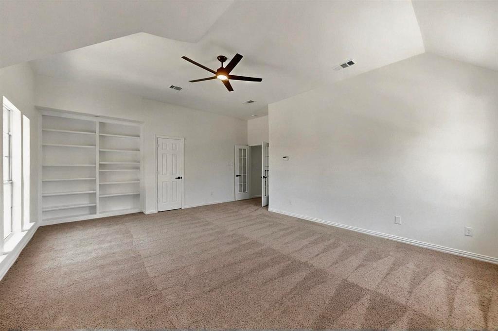 140 Collin Court Property Photo 24