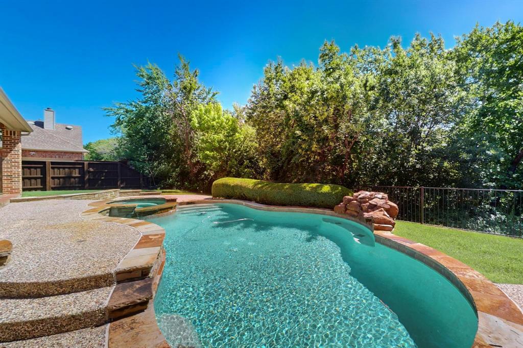 140 Collin Court Property Photo 30