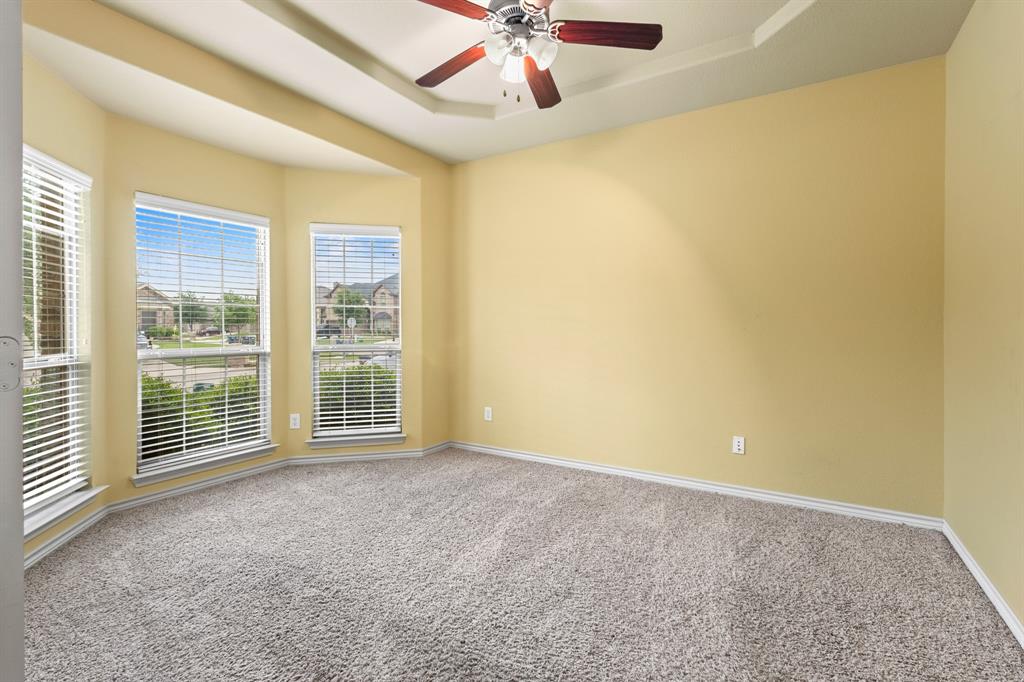 1420 Creosote Property Photo 8