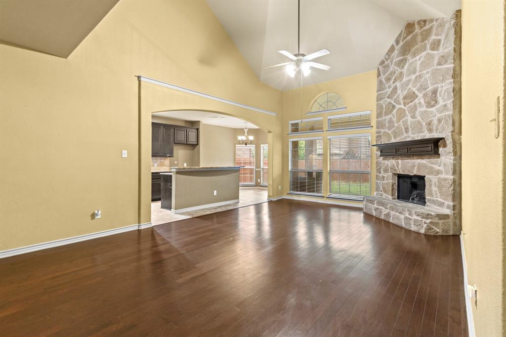 1420 Creosote Property Photo 11