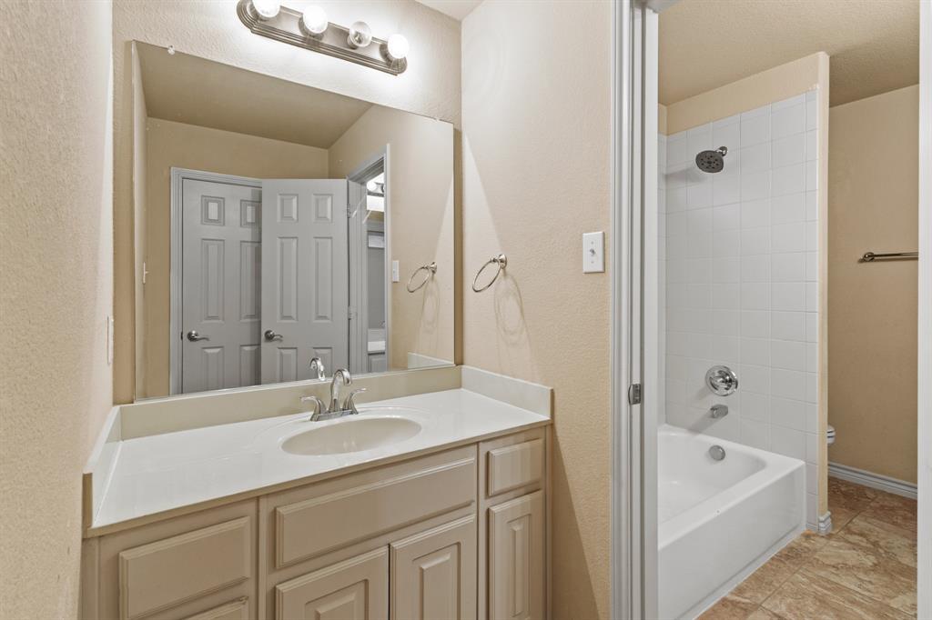 1420 Creosote Property Photo 23