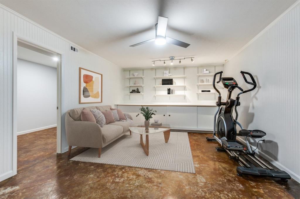 2638 Custer Parkway B Property Photo 21