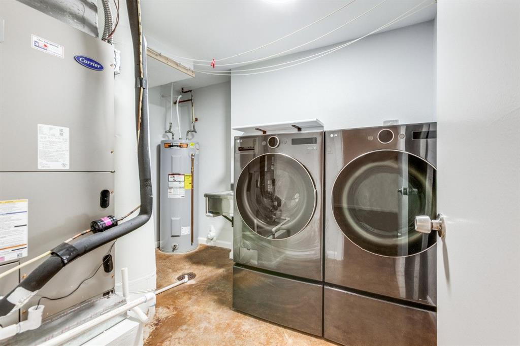 2638 Custer Parkway B Property Photo 24