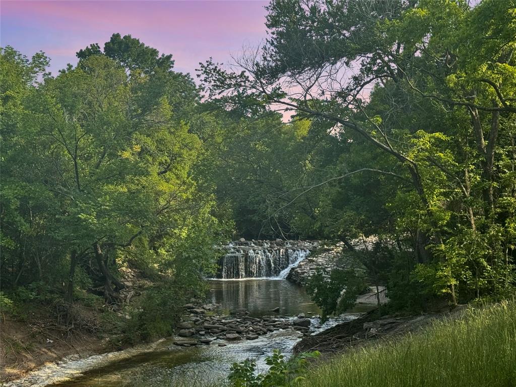 2638 Custer Parkway B Property Photo 30