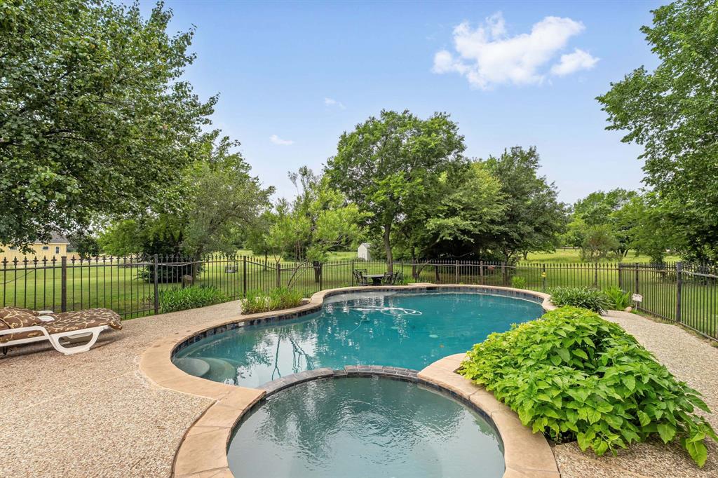2800 Berry View Court Property Photo 31