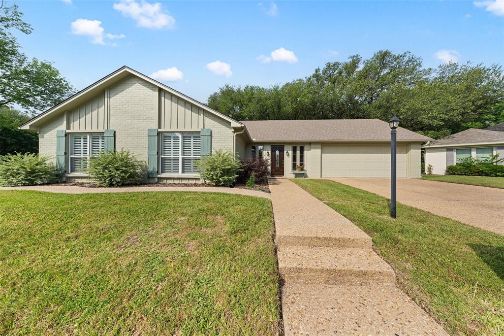 3417 Fern Hill Circle Property Photo