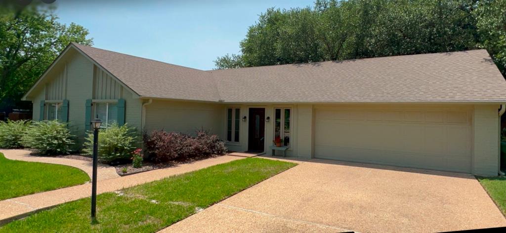 3417 Fern Hill Circle Property Photo 1
