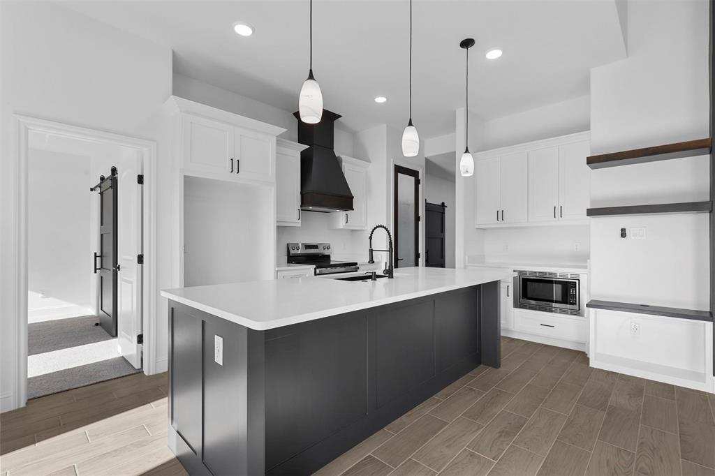 5512 San Jacinto Drive Property Photo