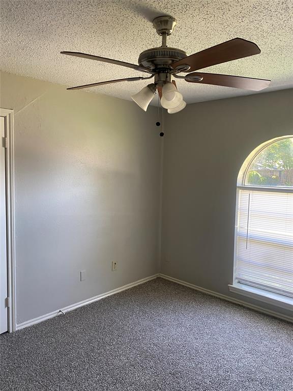 1033 Rosewood Drive Property Photo 14
